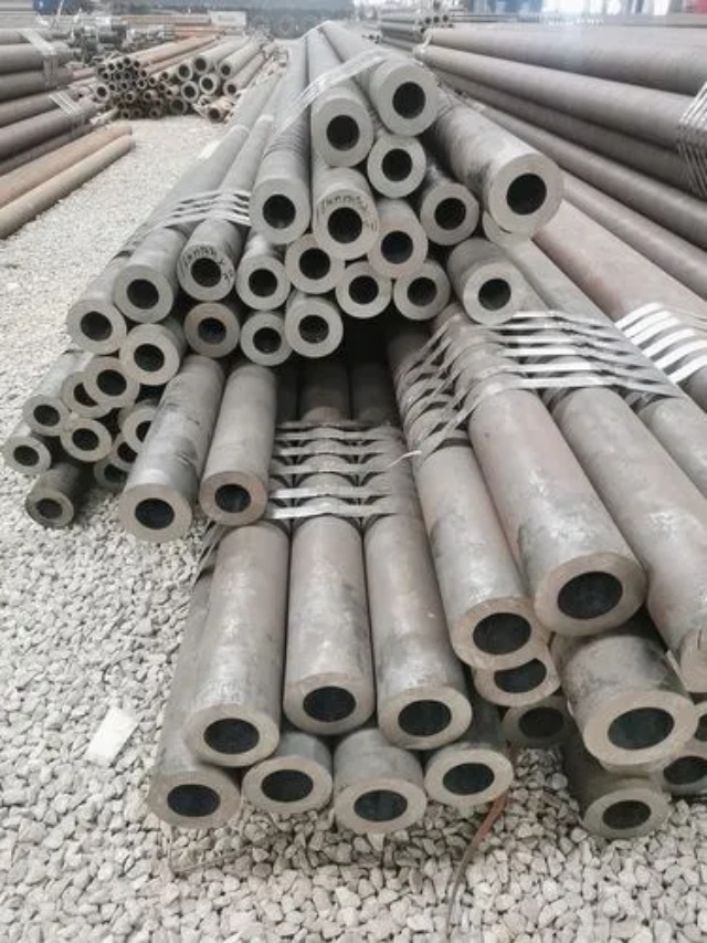 洛隆15CrMoG合金无缝钢管